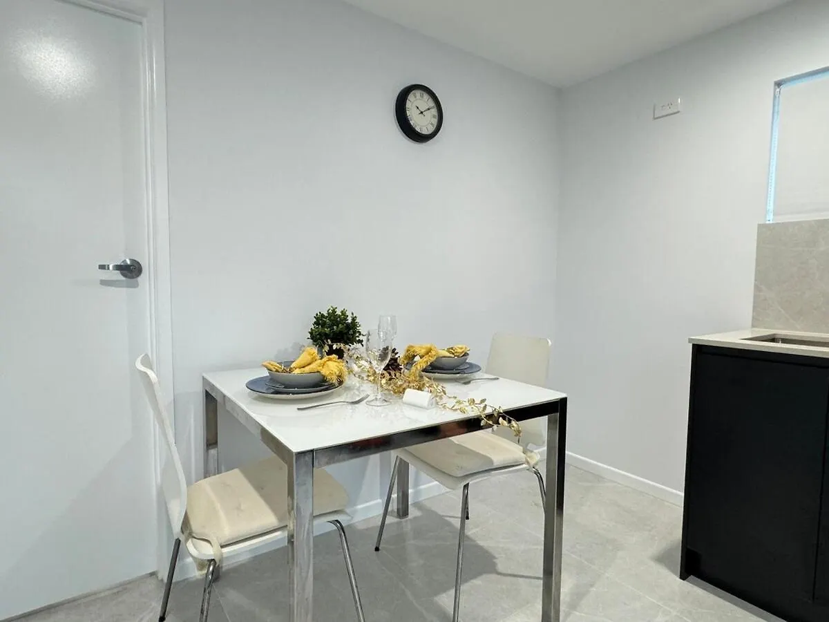 17B Pine Studio In Sunnybank Brisbane Holiday home