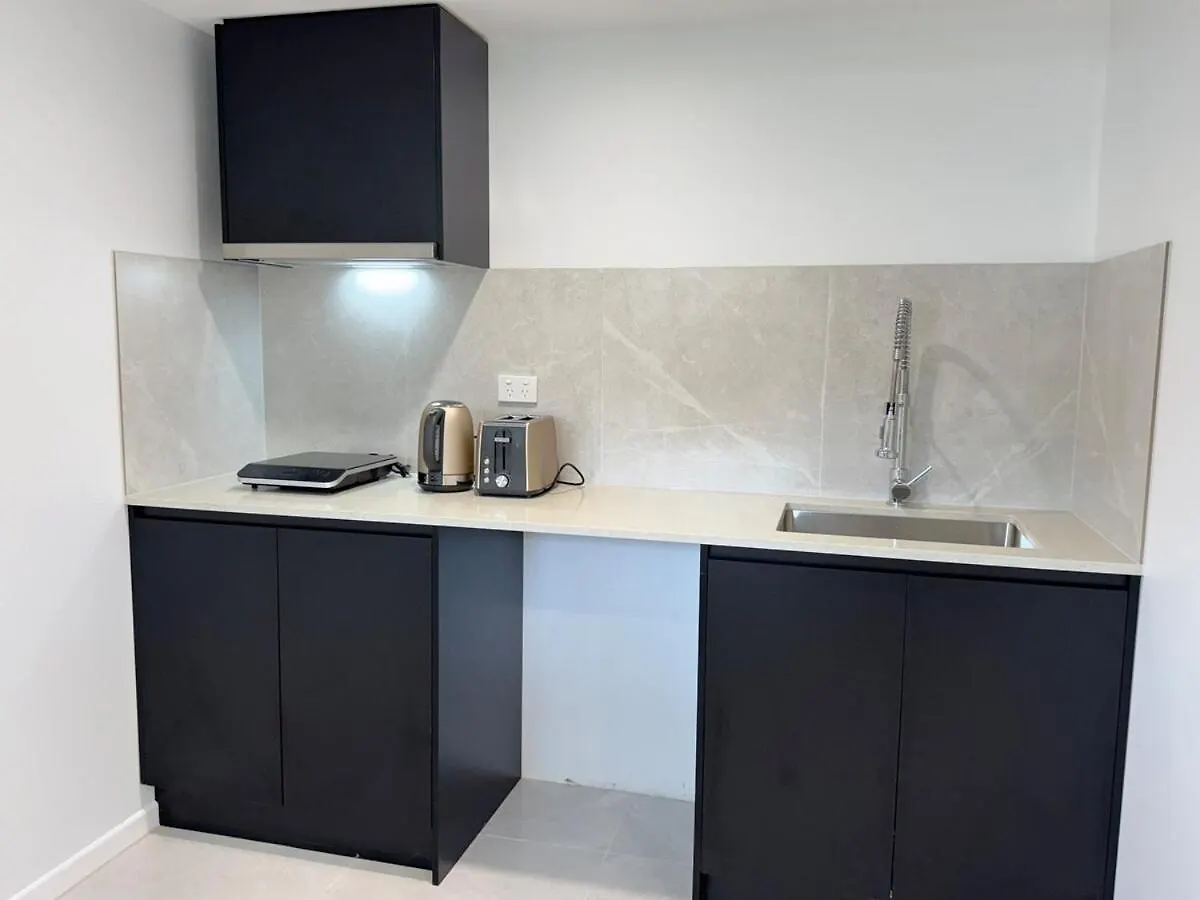 17B Pine Studio In Sunnybank Brisbane Australia